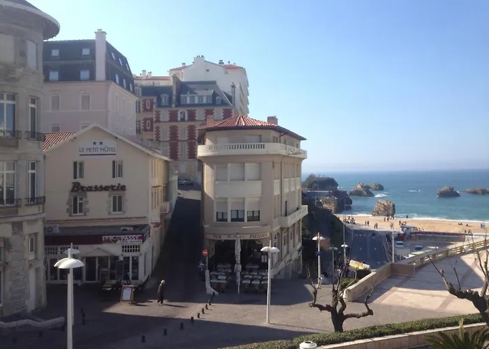 Le Petit Hotel Biarritz